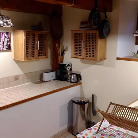 펜션 La Fee Du Val - En Ardeche *